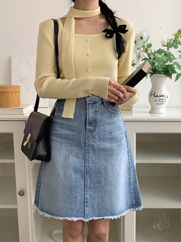 SK6261K42-토키나 밑단 컷팅 워싱포인트 데님 미디 스커트