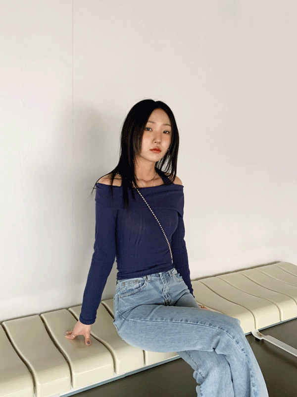 T14778K42-유이브 홀터넥 애플 골지 오프숄더 티셔츠