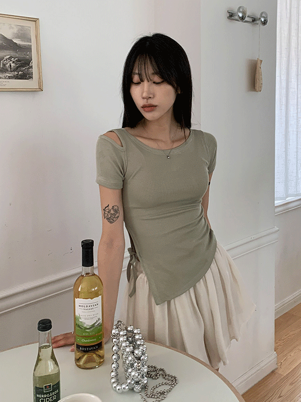 T14905K43-페라핀 라운드넥 스트랩 트임 포인트 골지 슬림핏 반팔T