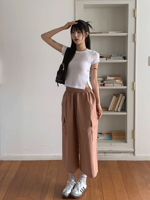 T15372K45-대인스 라운드넥 스판 골지 사선 사이드 단추 반팔티