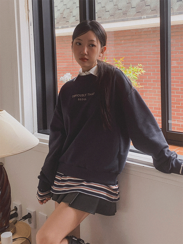 T15845K49-로그아 레터링 자수 루즈핏 맨투맨