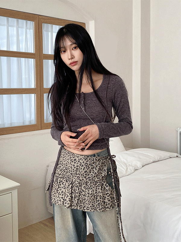 NT5662K4A-사셔버 사이드 셔링 버튼 절개 슬림 티셔츠