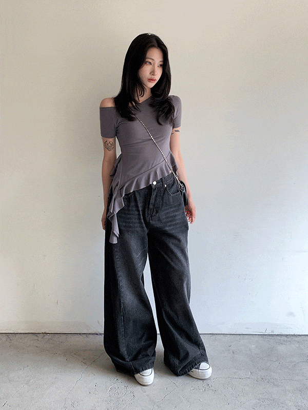 T16790K55-카링미 언발 프릴 슬림 반팔 티셔츠