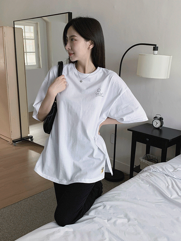 T16871K56-히피그 러브 스마일 트임 오버핏 반팔티