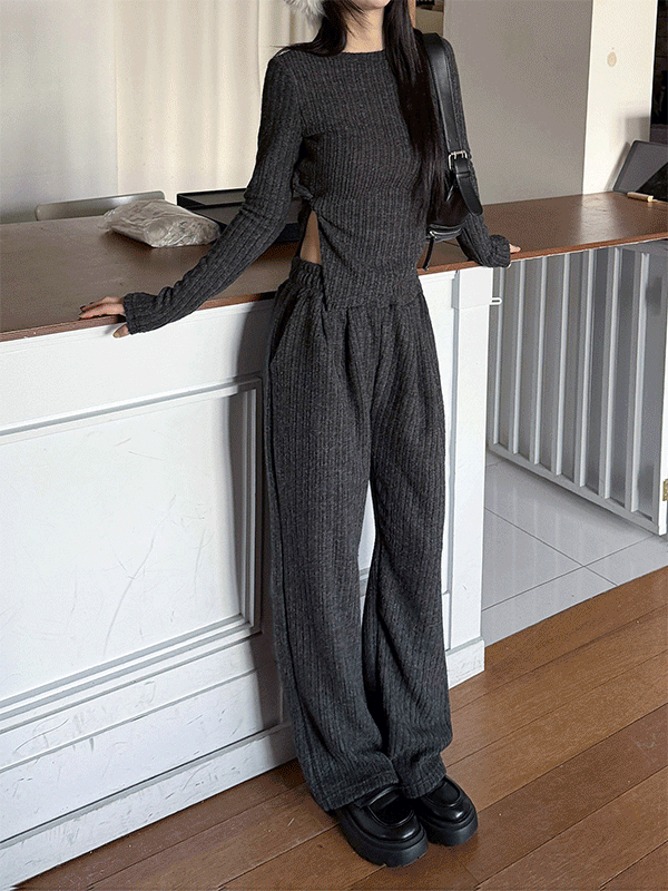 SET3898K5C-티모라 사선 컷팅 골지 니트 핀턱 밴딩 팬츠 세트