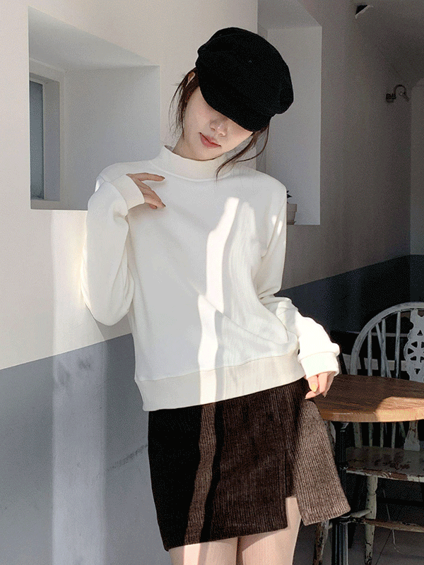 T17383K5C-루베라 밍크 반폴라 맨투맨